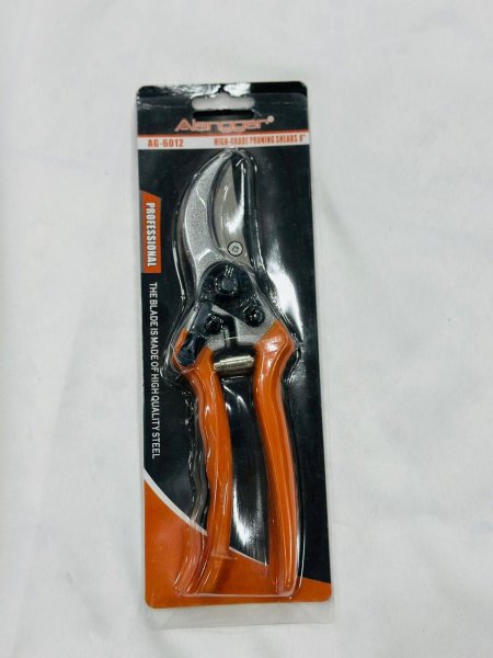 ✂️ מזמרה מקצועית – דיוק ועוצמה בידיים שלך!